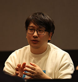 황민호(robin.hwang)  - 카카오 AI네이티브전략 리더